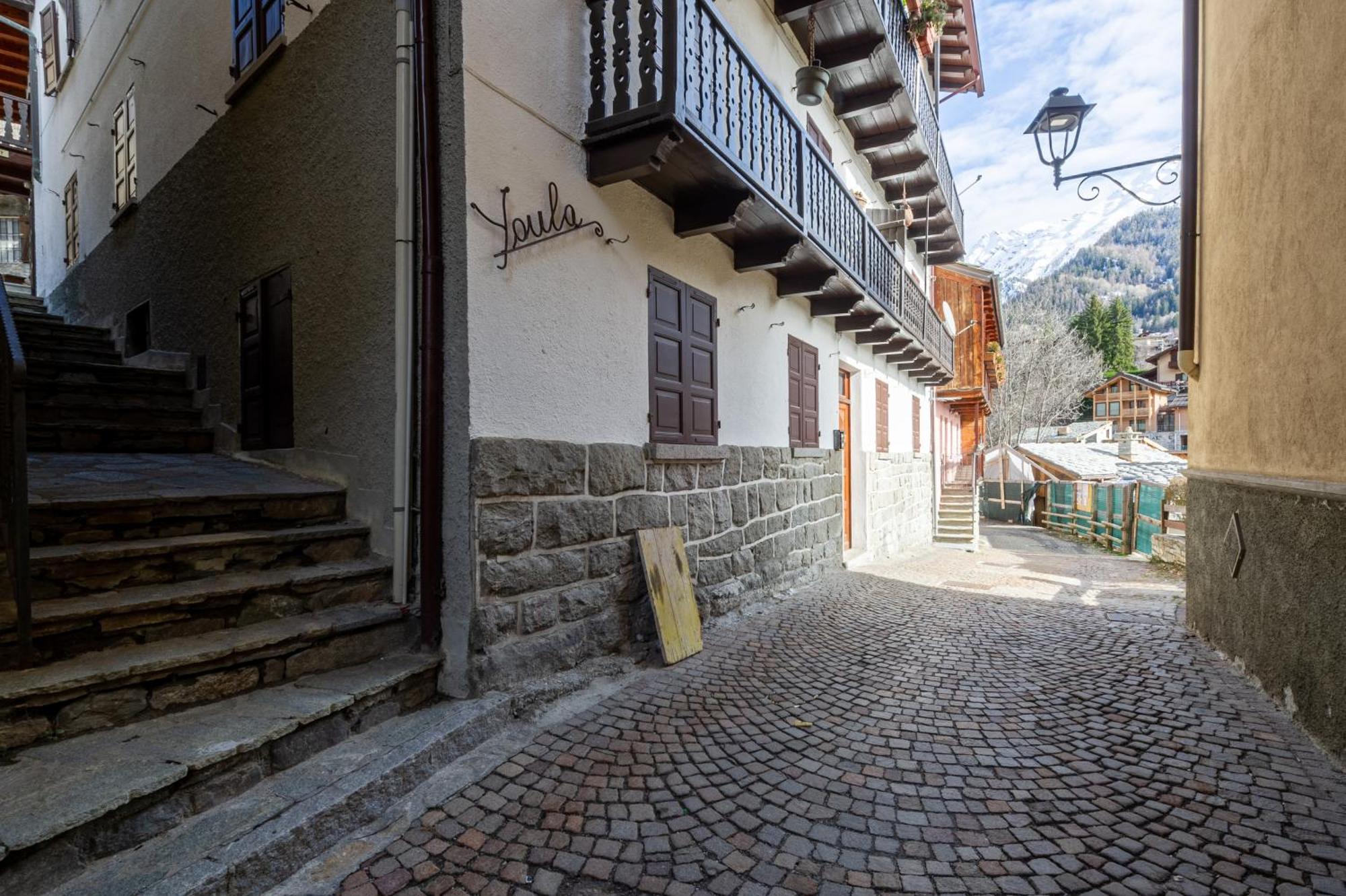 Appartamento La Villette- Comodo E Ben Posizionato - Cour 0220 Courmayeur Bagian luar foto